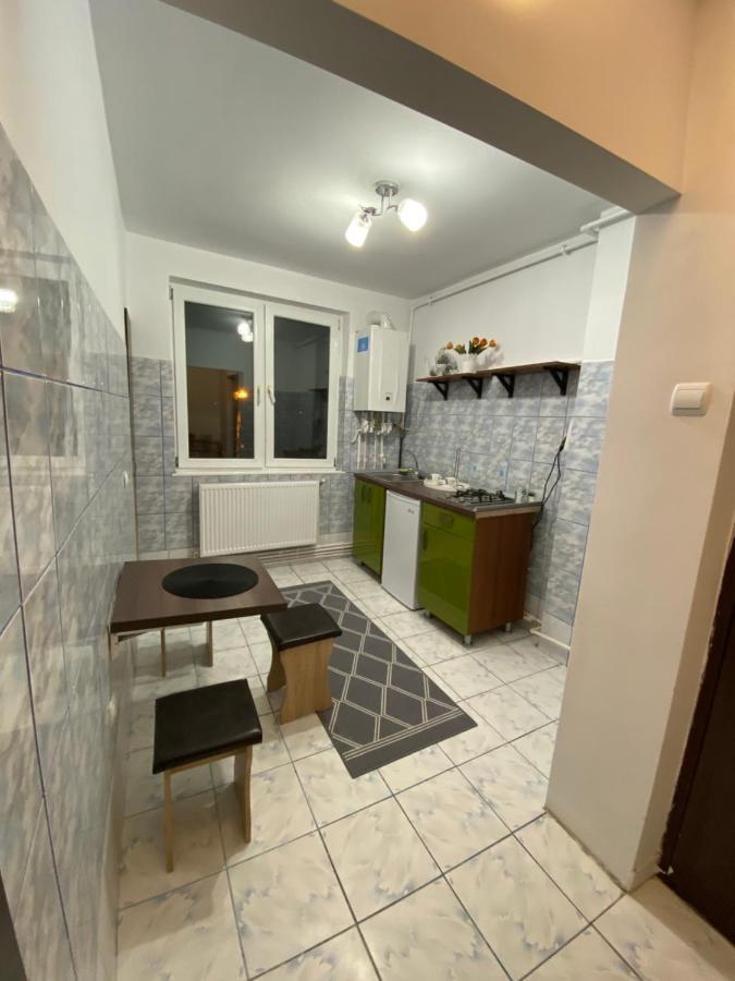 Cazare Petrosani Apartment Ngoại thất bức ảnh