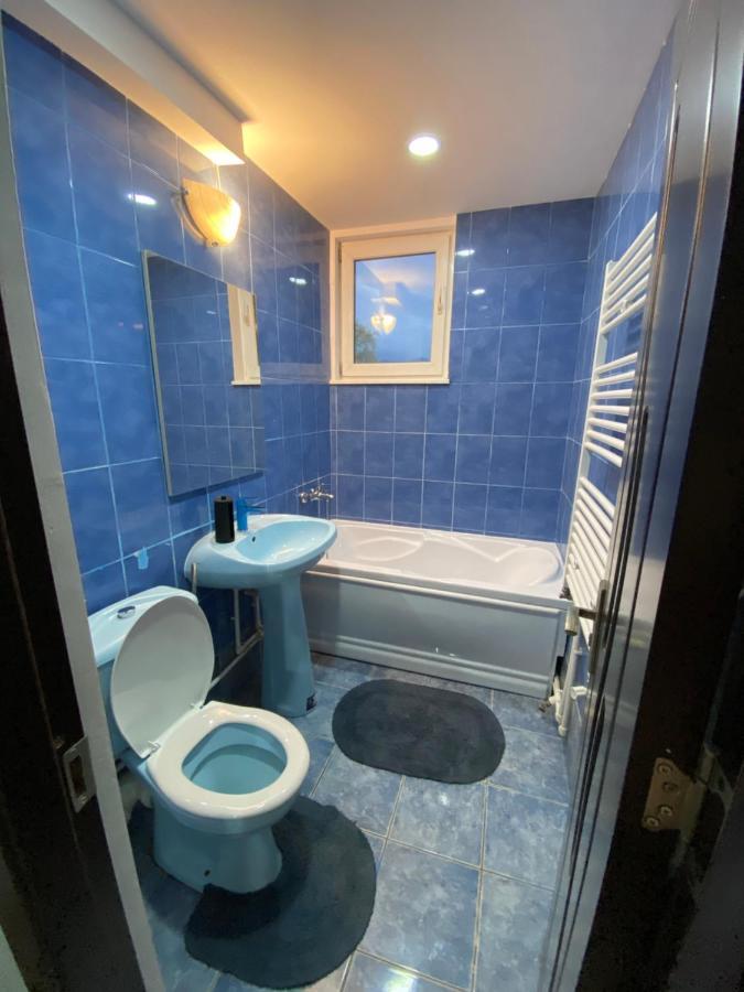 Cazare Petrosani Apartment Ngoại thất bức ảnh
